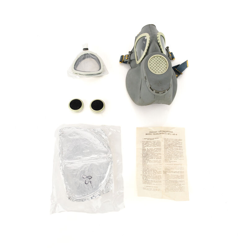 Polish Gas Mask w/Bag & Filter | Like New - Large, , large image number 13